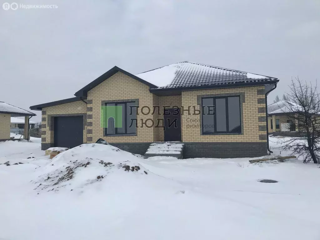 Дом в село Шагаровка, Рябиновая улица (130 м) - Фото 1