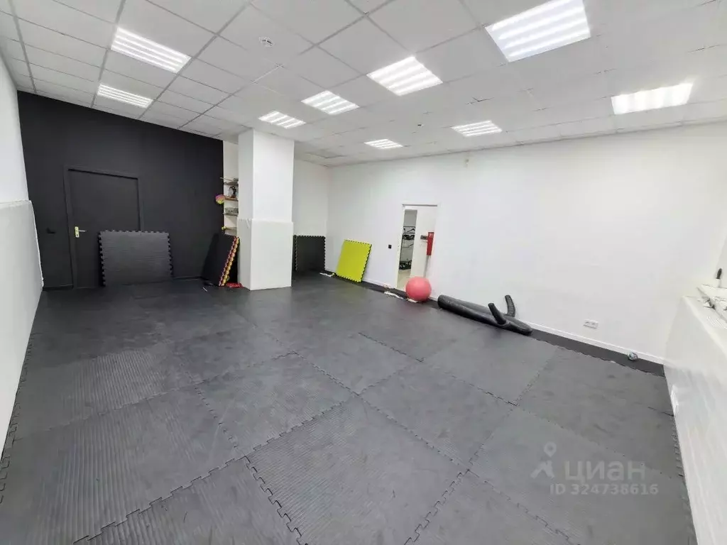 Помещение свободного назначения в Москва Краснобогатырская ул., 9 (82 ... - Фото 1