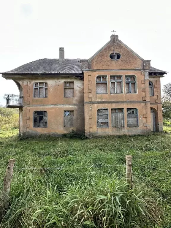 Дом в Калининградская область, Славский муниципальный округ, пос. ... - Фото 1