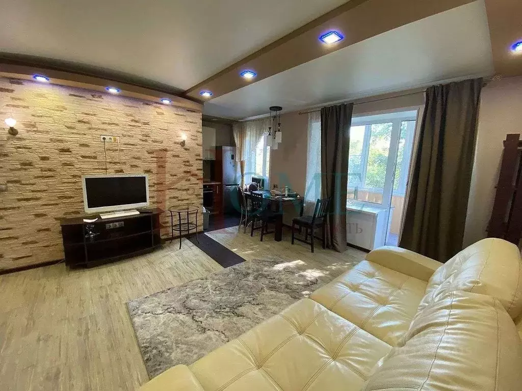 2-к кв. Новосибирская область, Новосибирск ул. Титова, 8 (47.0 м) - Фото 1