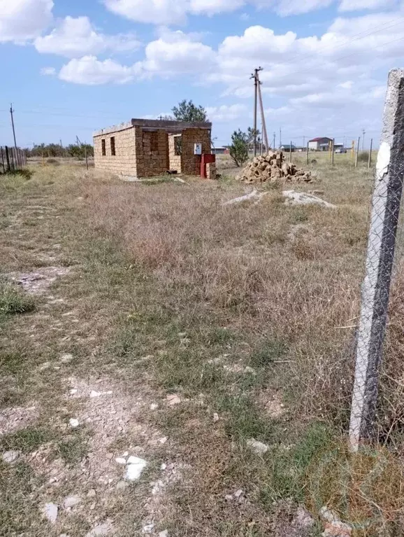 Участок в Крым, Сакский район, с. Суворовское ул. Суворовская, 82 (8.0 ... - Фото 0