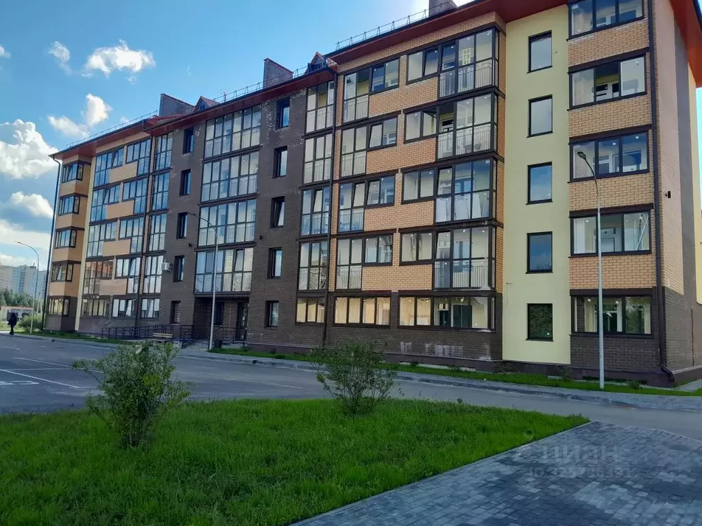 1-к кв. Тюменская область, Тюмень ул. Тимофея Чаркова, 69к1 (32.0 м) - Фото 0