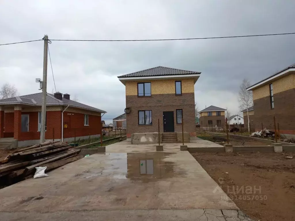 Дом в Башкортостан, Уфа городской округ, д. Самохваловка ул. ... - Фото 0