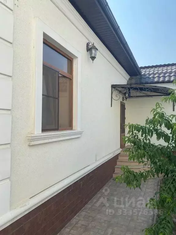 Дом в Чеченская республика, Грозный ул. С.Г. Шаумяна, 94/27 (50 м) - Фото 1