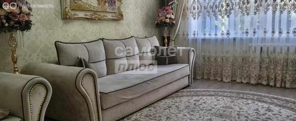 3-комнатная квартира: Ростов-на-Дону, улица Содружества, 39/2 (63 м) - Фото 0