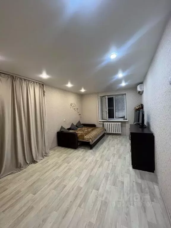 1-к кв. Волгоградская область, Волгоград ул. 51-й Гвардейской Дивизии, ... - Фото 0