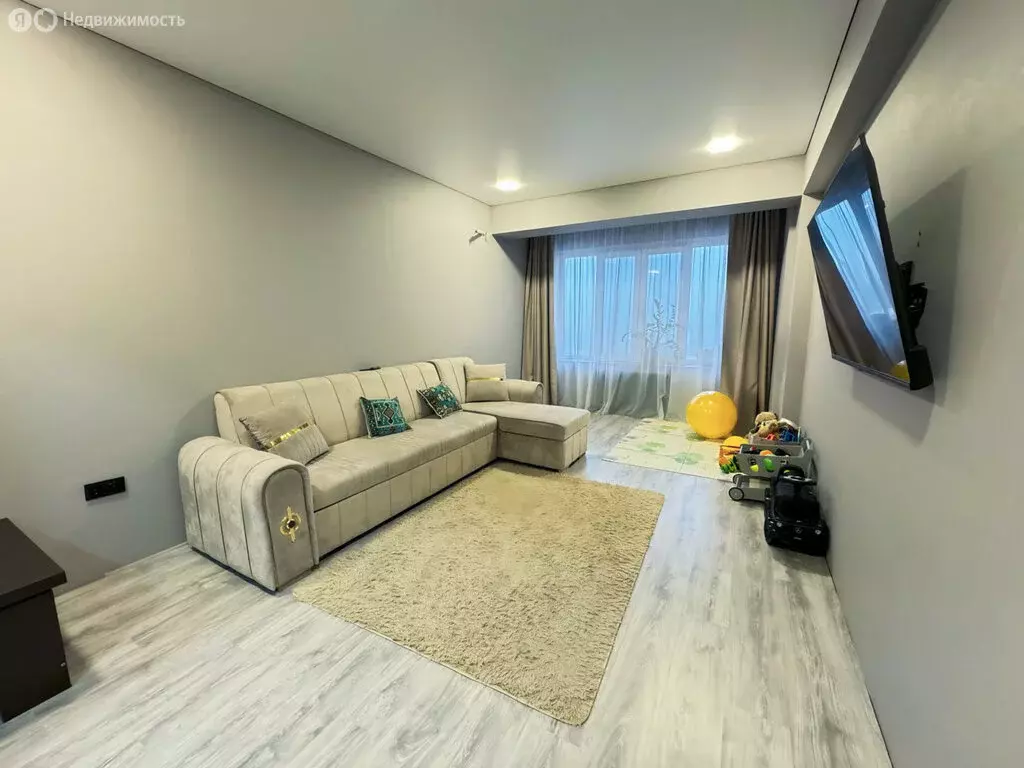 3-комнатная квартира: Нальчик, улица Атажукина, 18 (94.2 м) - Фото 2