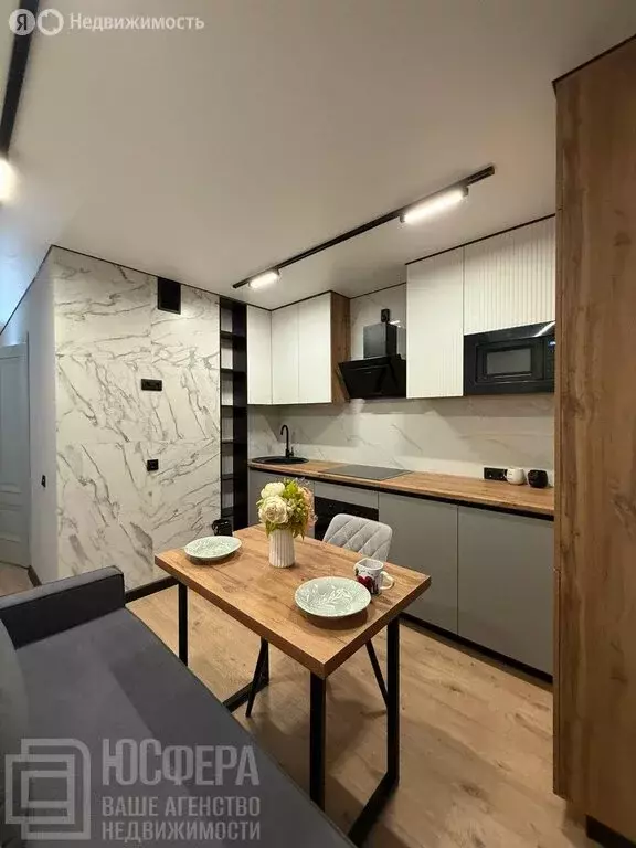 1-комнатная квартира: Волгоград, улица Расула Гамзатова, 21 (40 м) - Фото 0