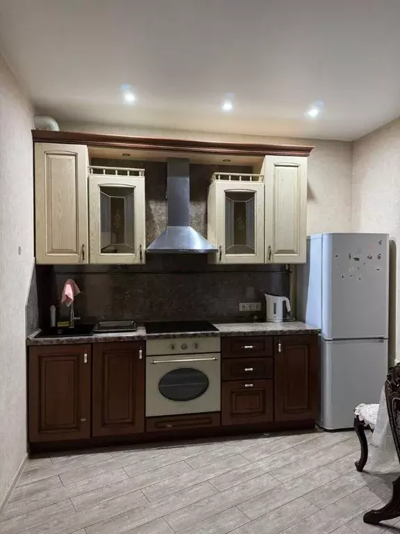 2-к кв. Москва Сосенское поселение, ул. Николо-Хованская, 16к1 (52.0 ... - Фото 1