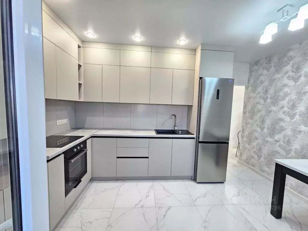 2-к кв. Астраханская область, Астрахань ул. Трофимова, 10 (61.6 м) - Фото 2