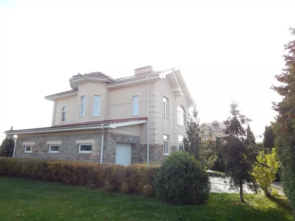 Коттедж в Санкт-Петербург, Санкт-Петербург, Петергоф ул. Леонтьевская ... - Фото 1