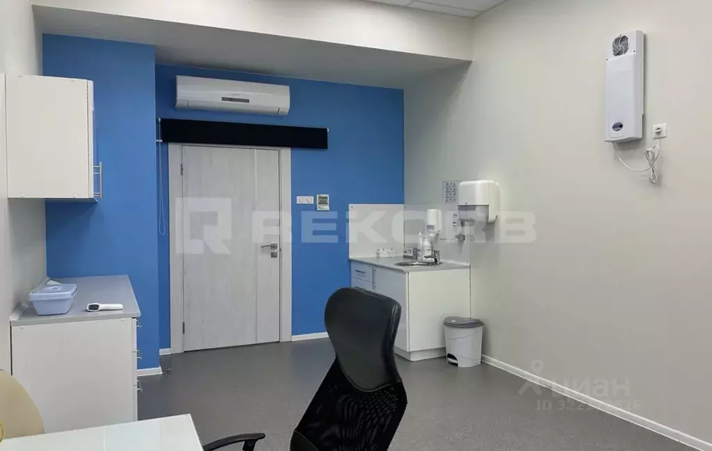 Офис в Санкт-Петербург 7-я Васильевского острова линия, 44 (265 м) - Фото 2