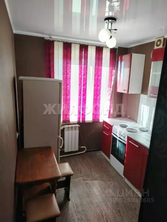 2-к кв. Хакасия, Абакан Пирятинская ул., 21 (44.1 м) - Фото 2