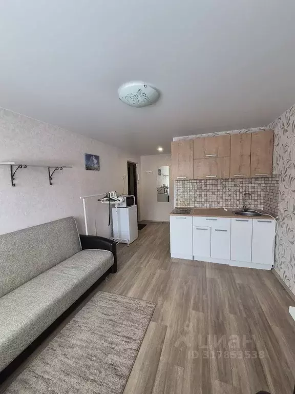 Комната Омская область, Омск Звездная ул., 2А (18.0 м) - Фото 0