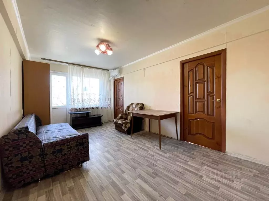 3-к кв. Волгоградская область, Волгоград ул. Автомобилистов, 8 (48.5 ... - Фото 0