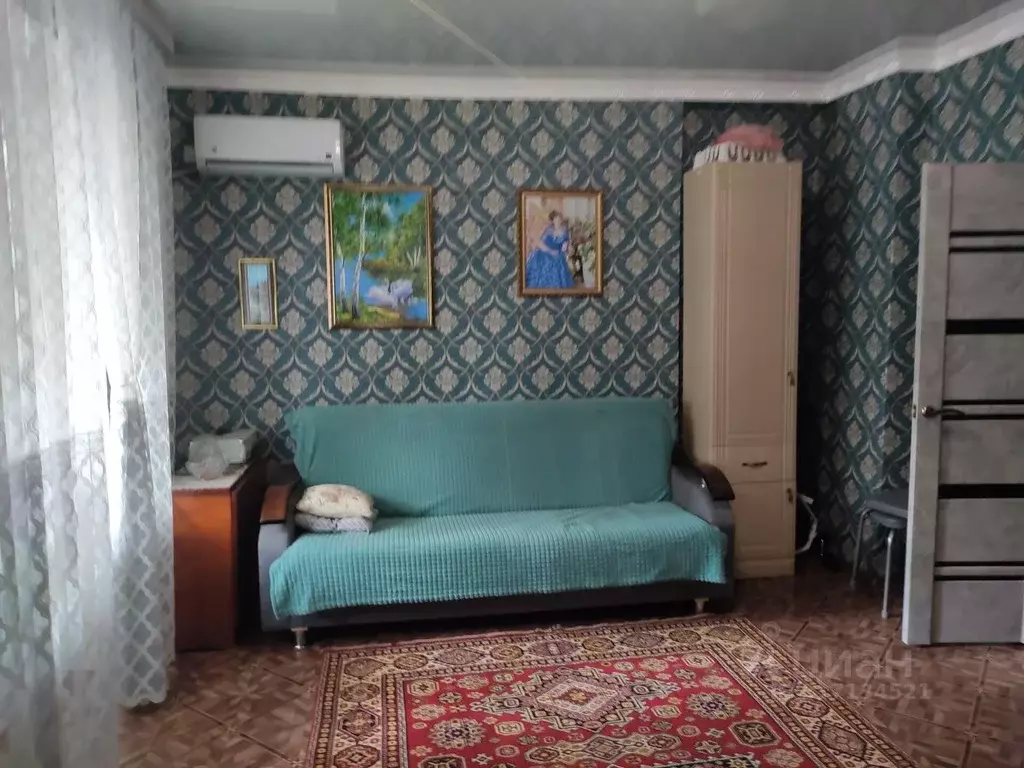 3-к кв. Краснодарский край, Абинский район, Ахтырское городское ... - Фото 0