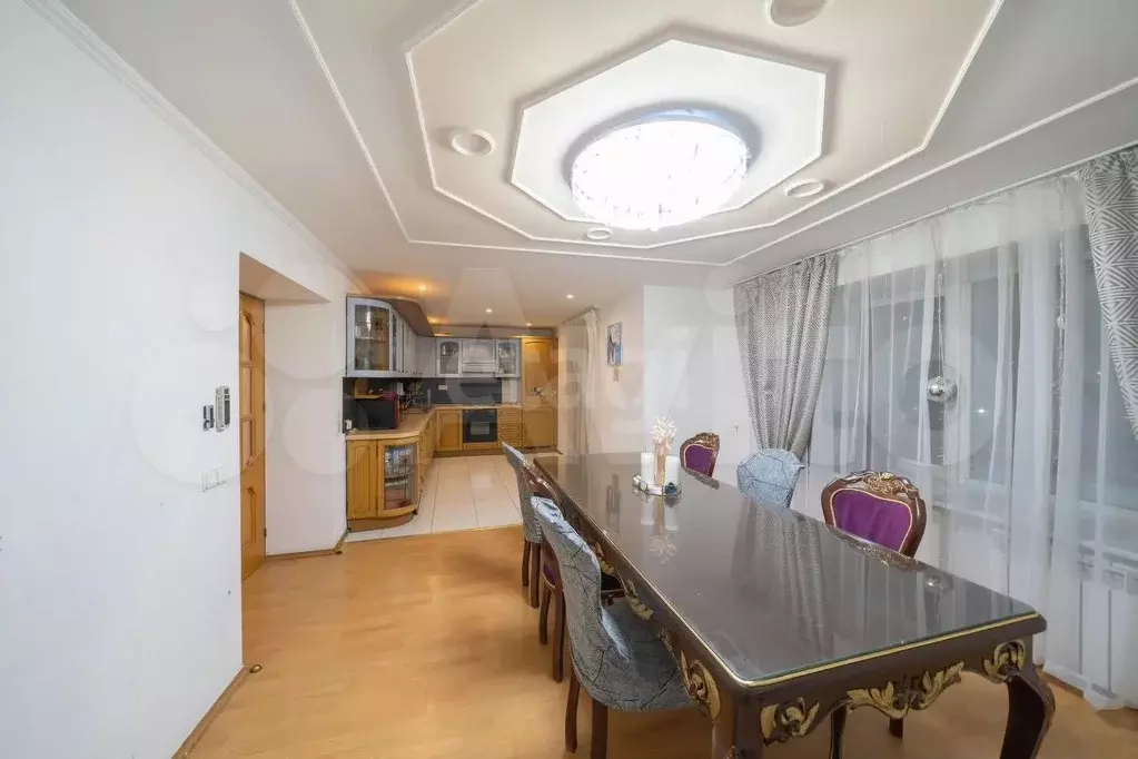 5-к. квартира, 211 м, 4/6 эт. - Фото 0