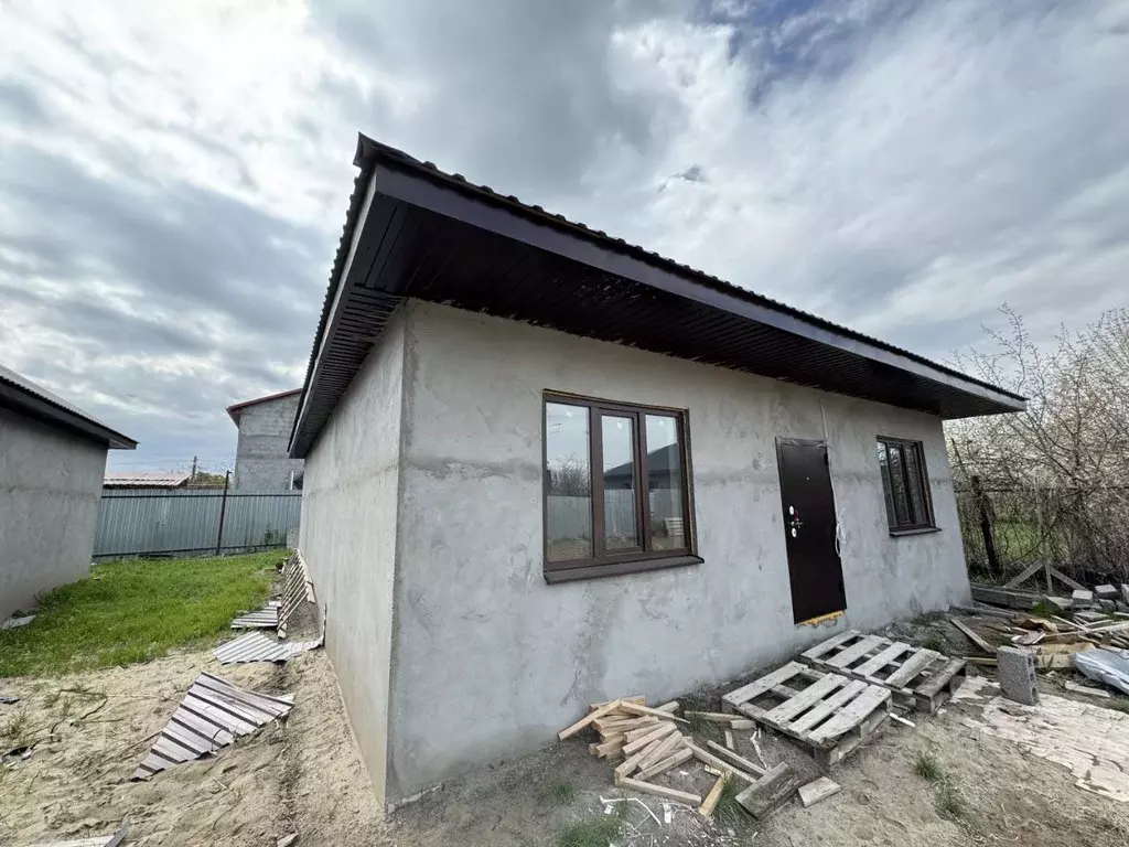 Дом в Астраханская область, Астрахань Колос садовое товарищество,  (89 ... - Фото 0