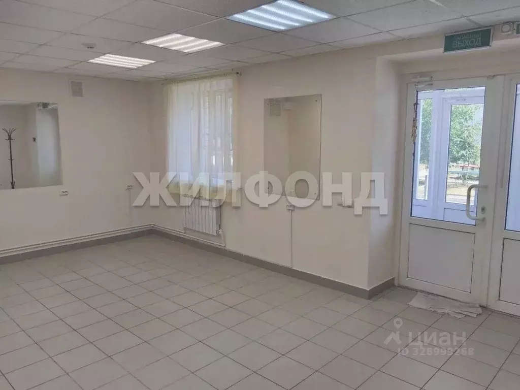 Помещение свободного назначения в Брянская область, Брянск Белые ... - Фото 1