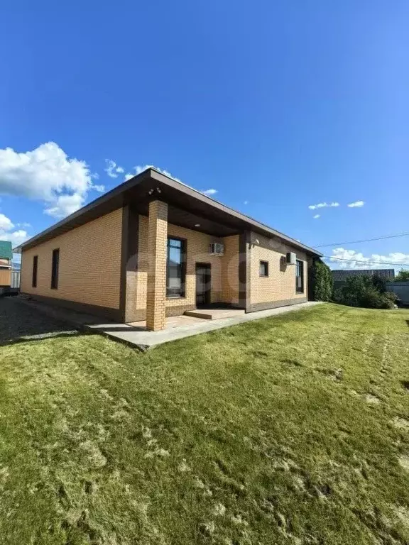 Дом в Сахалинская область, Южно-Сахалинск Хомутово п/р, Взлетная ул., ... - Фото 1