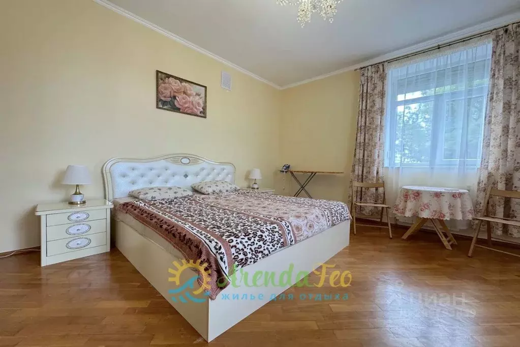 Дом в Крым, Феодосия ул. Русская, 6 (50 м) - Фото 2