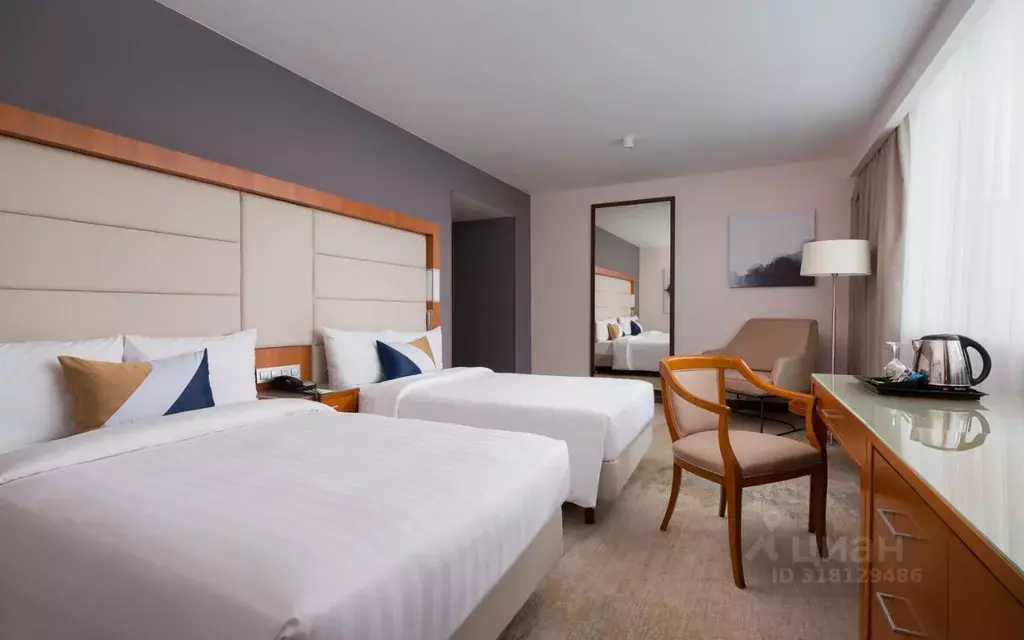 Комната Москва Вознесенский пер., 7 (36.0 м) - Фото 1