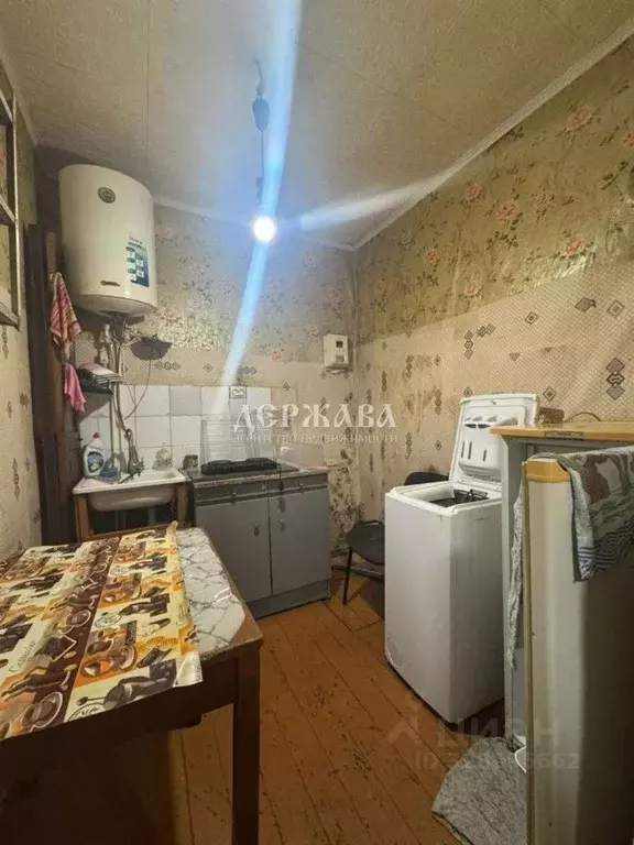 2-к кв. Белгородская область, Старый Оскол Заводская ул., 2А (21.0 м) - Фото 1