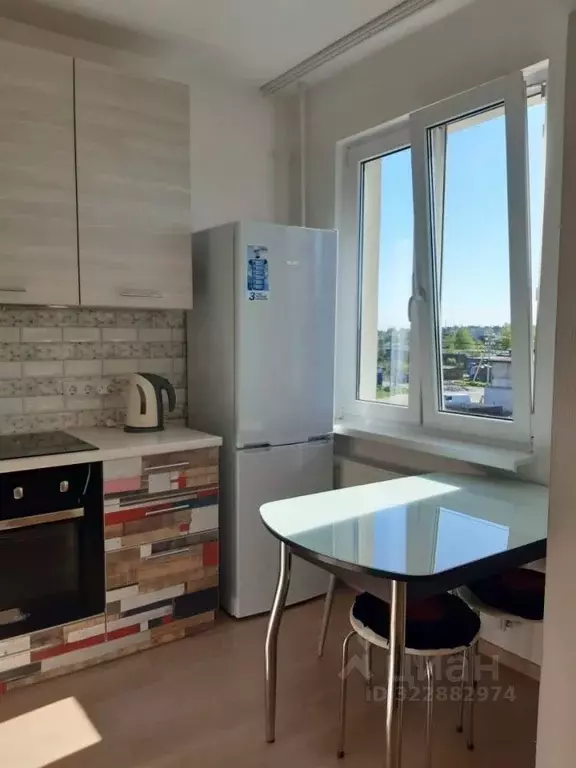 Студия Ленинградская область, Кировск Советская ул., 41 (27.0 м) - Фото 2