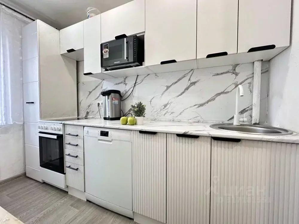 2-к кв. Иркутская область, Иркутск Напольная ул., 122 (50.0 м) - Фото 0