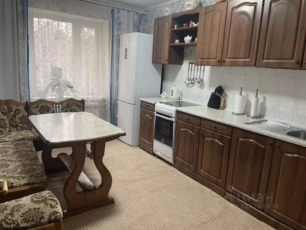 3-к кв. Омская область, Омский район, пос. Ростовка 16 (89.1 м) - Фото 1