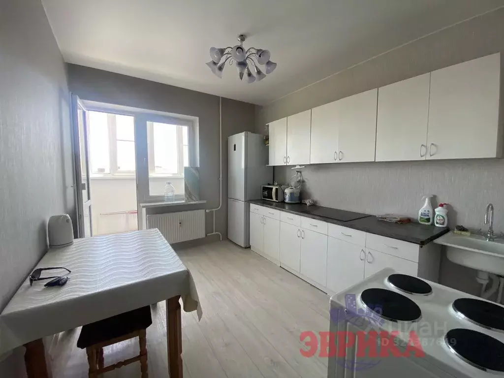 1-к кв. Краснодарский край, Крымск Надежда мкр, ул. Надежды (36.0 м) - Фото 1