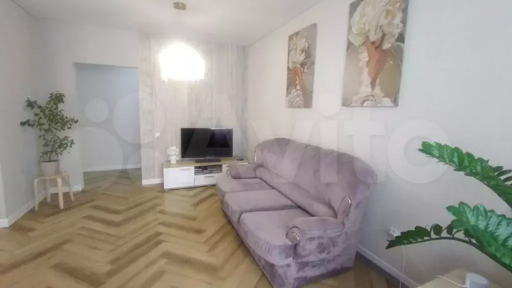 2-к. квартира, 60 м, 9/9 эт. - Фото 1