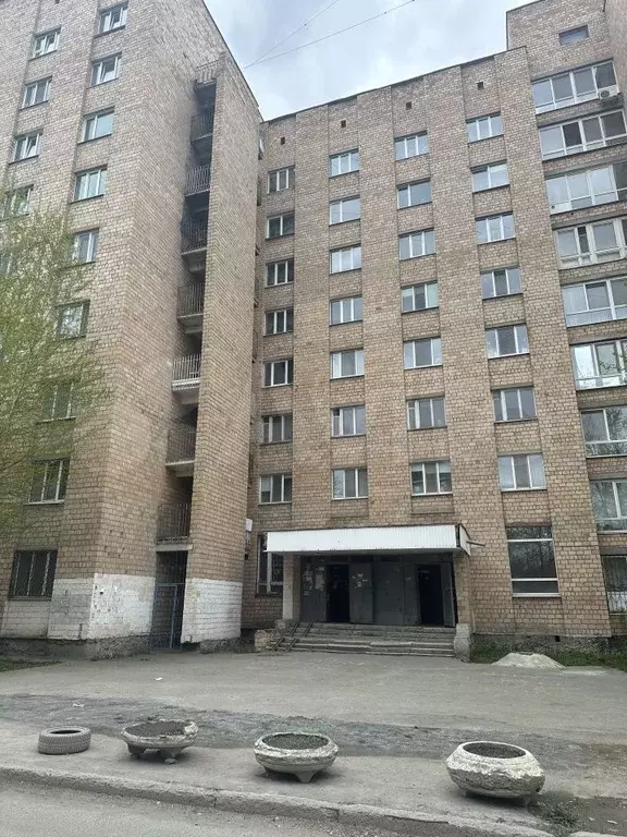 Комната 13,2 м в 1-к., 6/9 эт. - Фото 0
