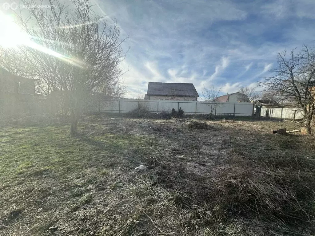 Участок в Астрахань, СНТ Кировец-5, 7 (6 м) - Фото 1