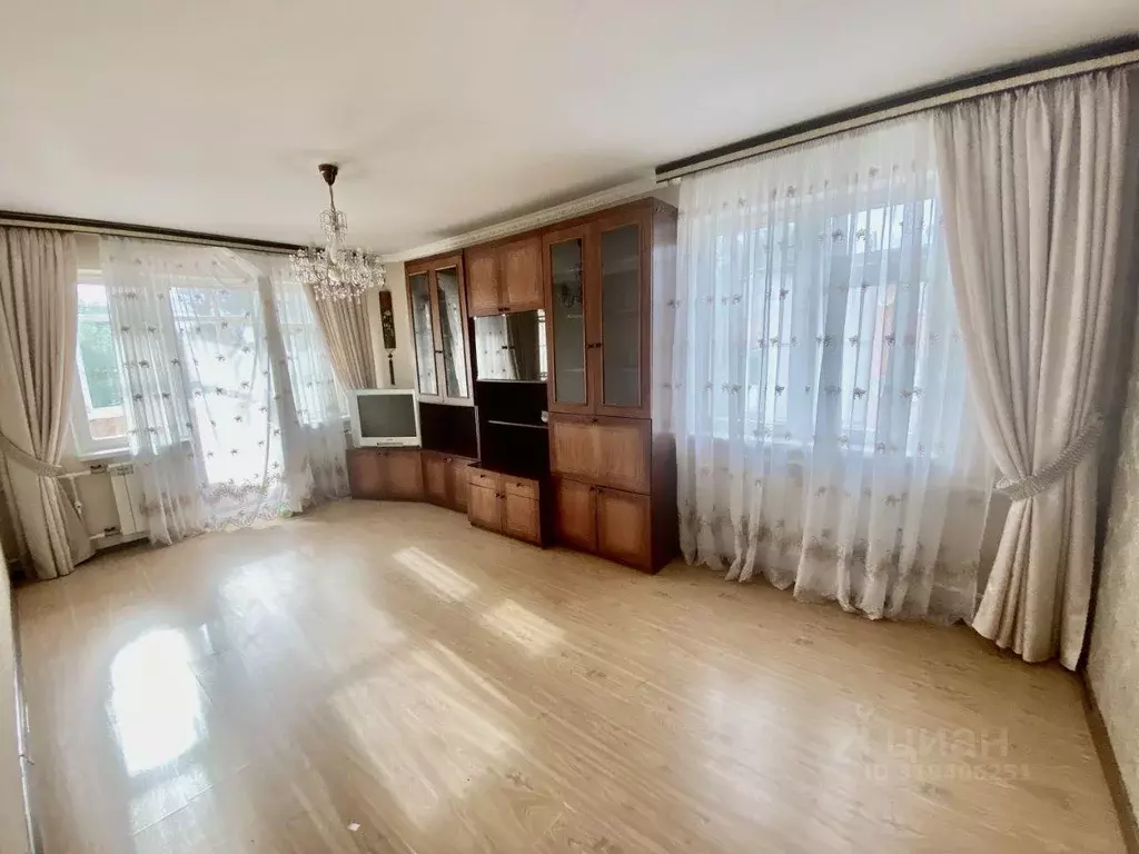 Квартира, 2 комнаты, 43 м - Фото 0