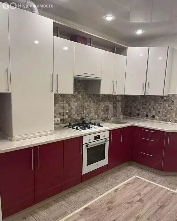 1-комнатная квартира: Калуга, улица Поле Свободы, 105 (42.1 м) - Фото 1