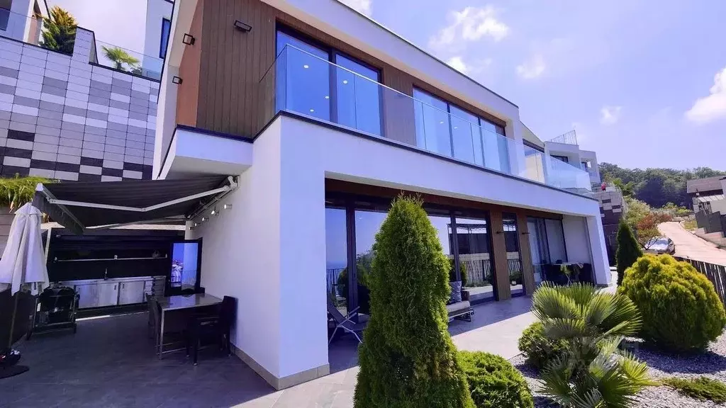 Дом в Краснодарский край, Сочи Звездная ул. (180 м) - Фото 1