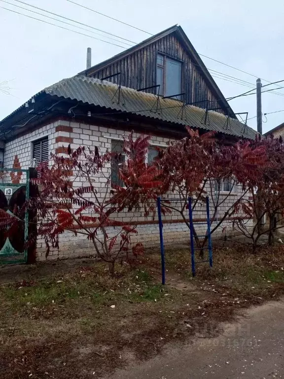 Дом в Волгоградская область, Михайловка пер. Волго-Донской (90 м) - Фото 1