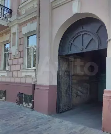 Комната 30 м в 4-к., 3/3 эт. - Фото 0