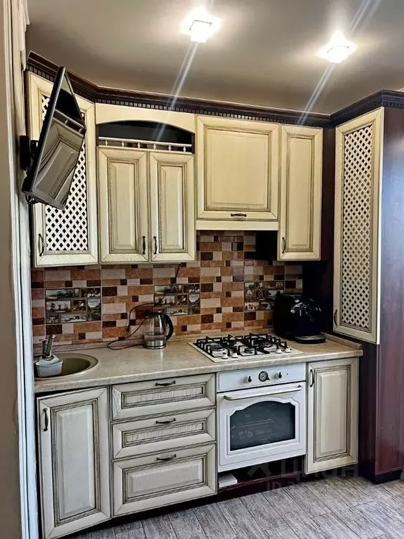 2-к кв. Белгородская область, Белгород ул. Есенина, 50б (51.0 м) - Фото 1