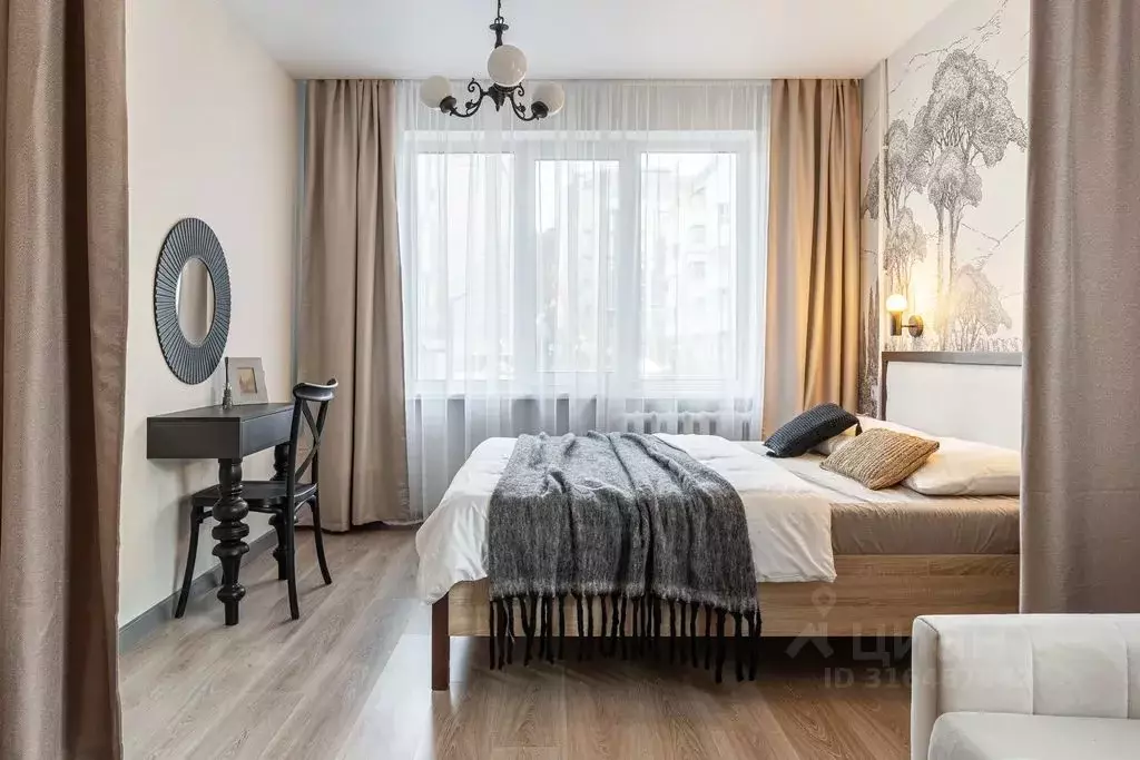 1-к кв. Татарстан, Казань ул. Галиаскара Камала, 47 (33.0 м) - Фото 1