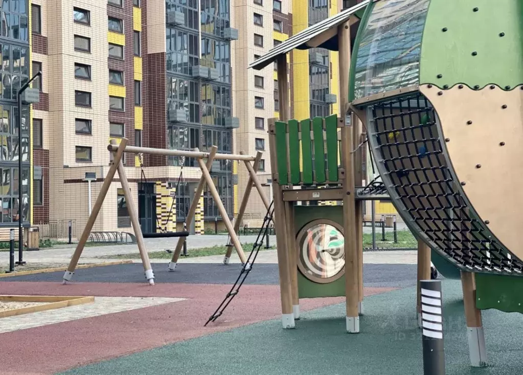 1-к кв. Омская область, Омск Заозерный мкр, ул. Сергея Тюленина, 4 ... - Фото 1