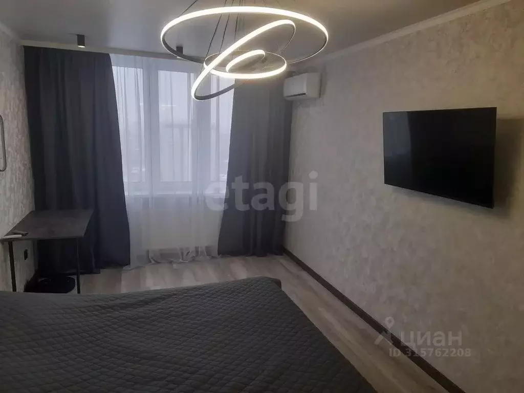 2-к кв. Саратовская область, Энгельс ул. Пушкина, 85 (65.0 м) - Фото 0