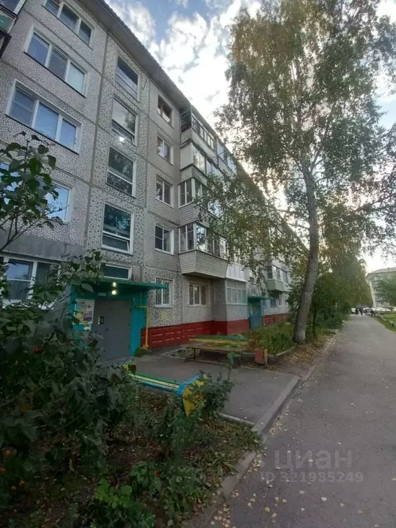 2-к кв. Омская область, Омск Моторная ул., 6 (45.0 м) - Фото 0