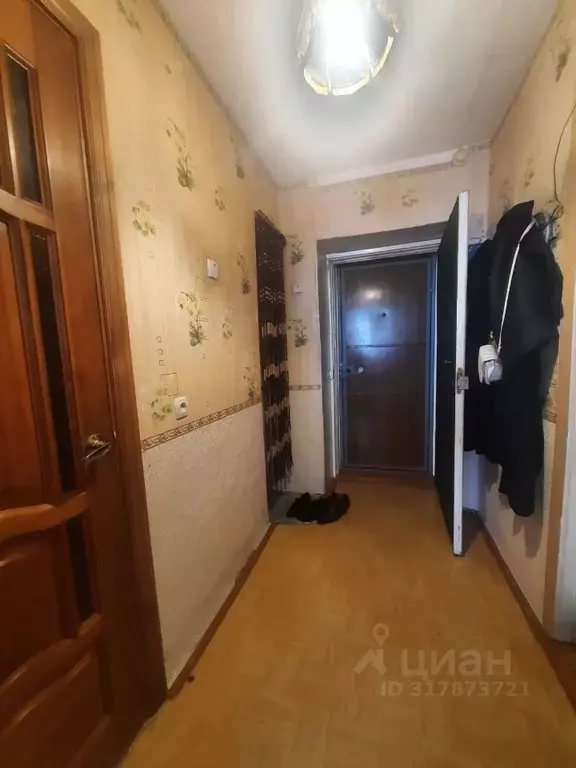 1-к кв. Белгородская область, Старый Оскол Макаренко мкр, 40 (37.7 м) - Фото 1