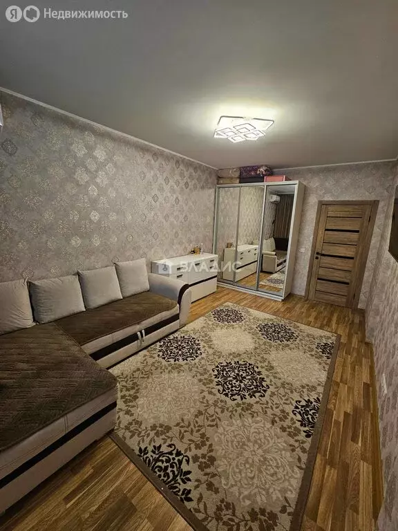 1-комнатная квартира: Октябрьский, Спортивная улица, 2 (41.7 м) - Фото 1