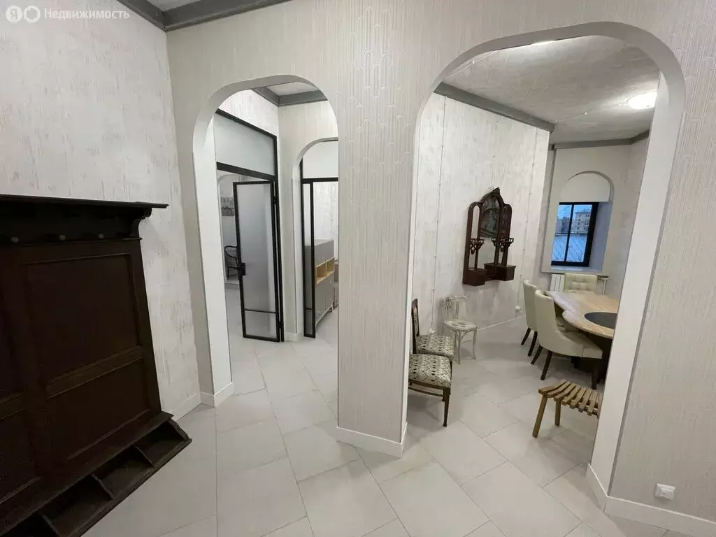 4-комнатная квартира: Санкт-Петербург, улица Куйбышева, 36 (162 м) - Фото 1