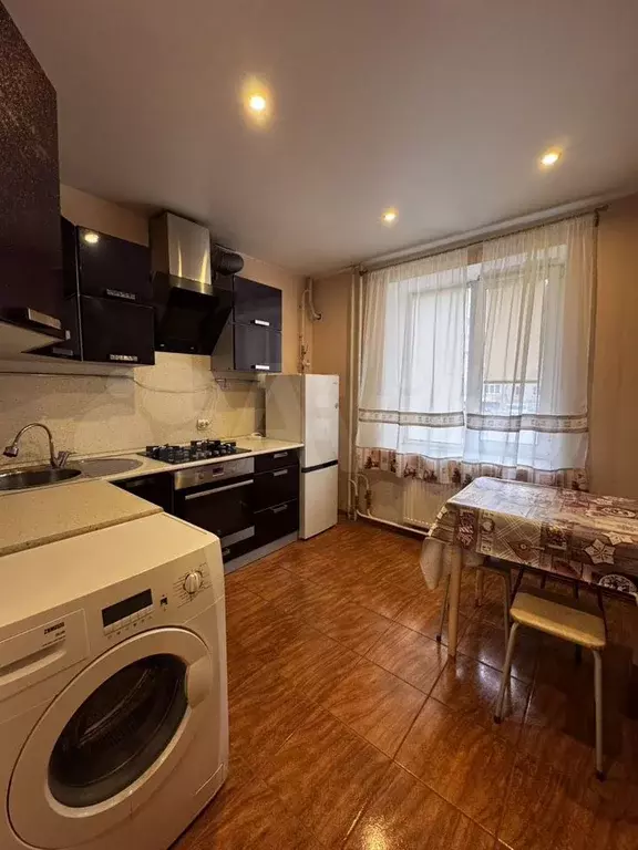 1-к. квартира, 36 м, 1/6 эт. - Фото 0