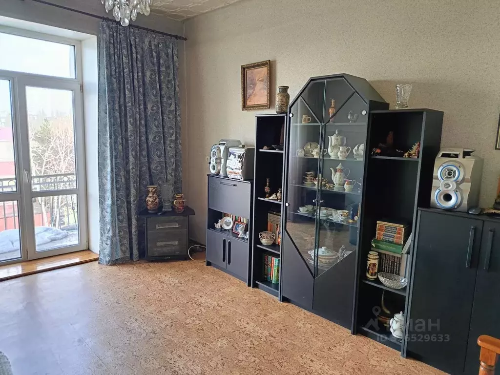 3-к кв. Омская область, Омск Спартаковская ул., 3 (78.0 м) - Фото 2