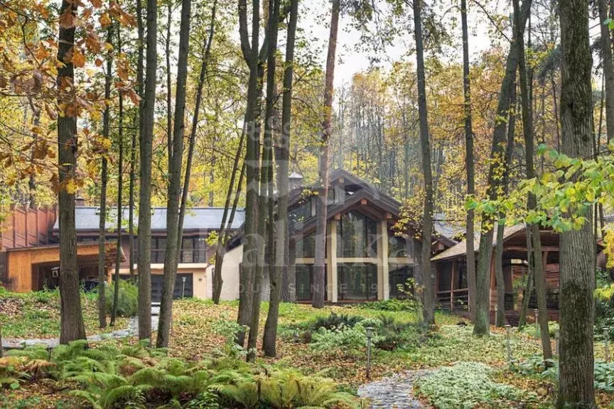 Дом в Московская область, Одинцовский городской округ, д. Жуковка  ... - Фото 1